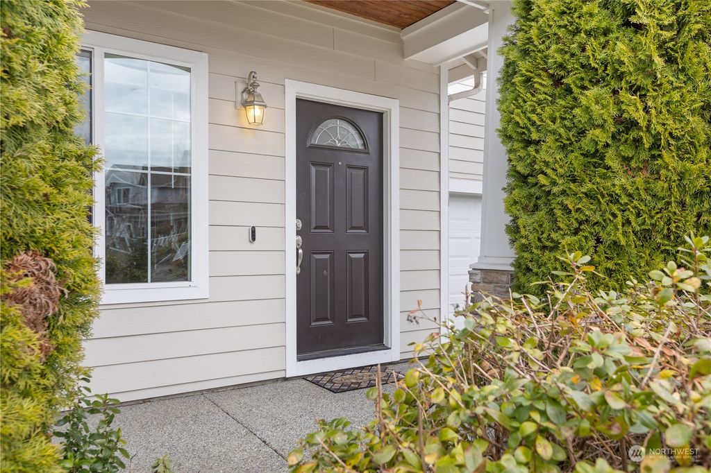 Photo of 12312 NE 205th Street #40, Bothell, WA 98011 (MLS # 2051300)