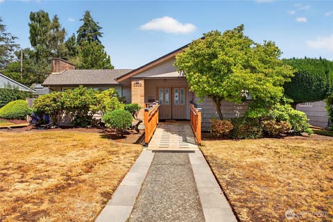 Photo of 2323 N Highland Street, Tacoma, WA 98406 (MLS # 2551728)