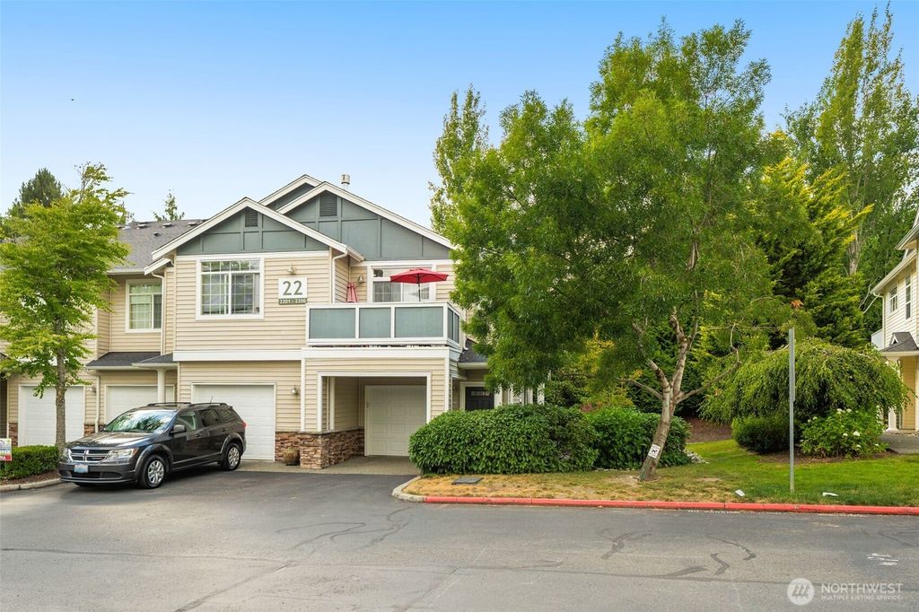 Photo of 1855 Trossachs Boulevard SE #2204, Sammamish, WA 98075 (MLS # 2402263)