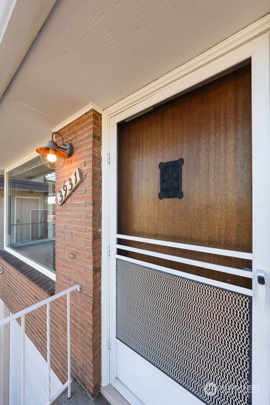Photo of 3929 Woodland Park Avenue N, Seattle, WA 98103 (MLS # 2295672)