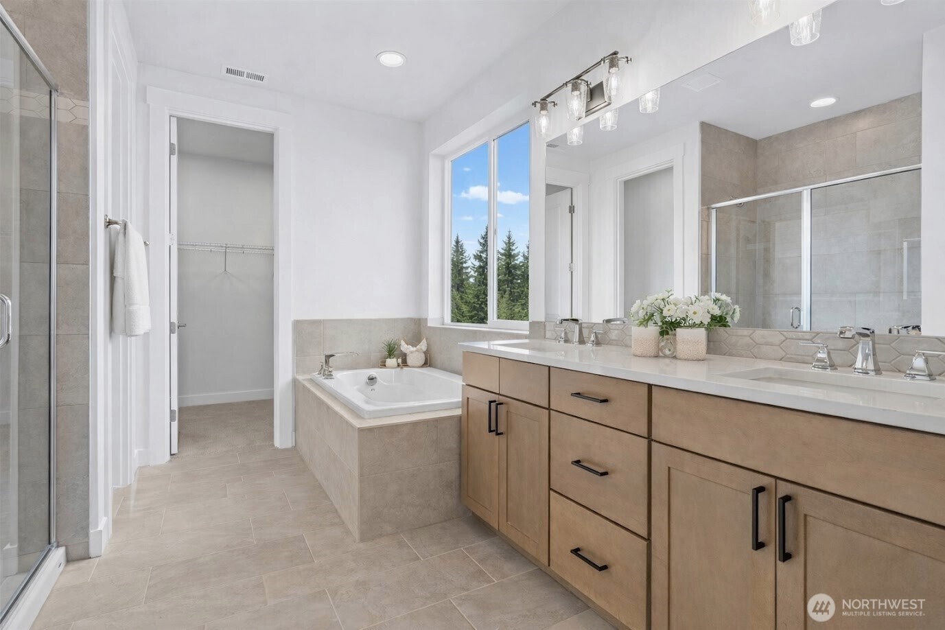 646 Prominence Street