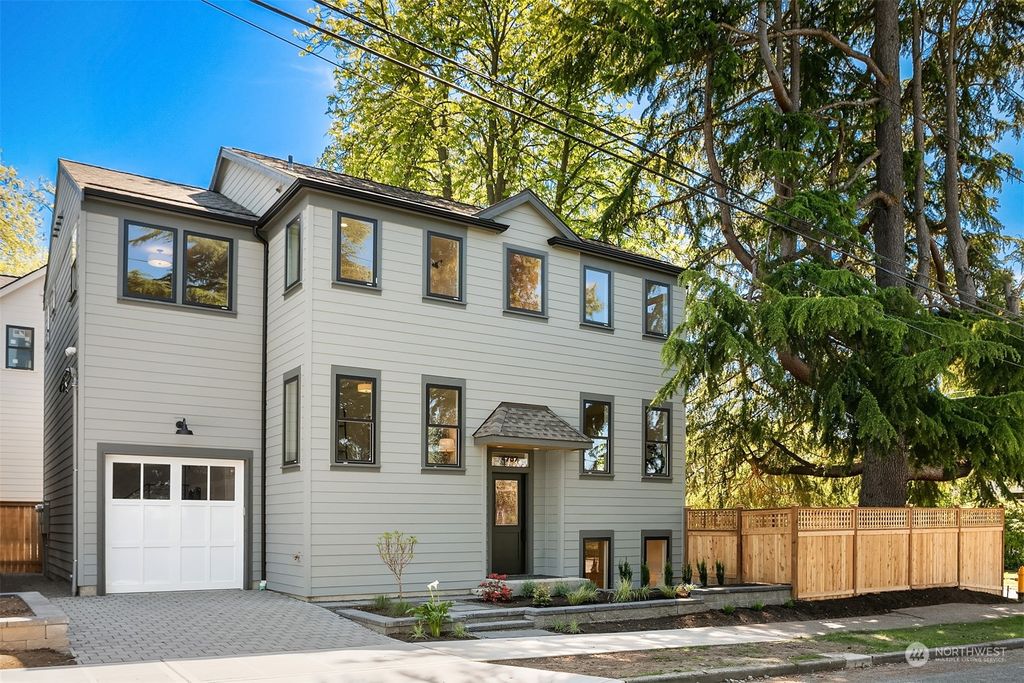Photo of 4707 NE 50th Street, Seattle, WA 98105 (MLS # 2070497)