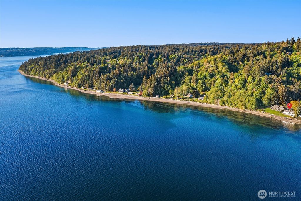 Photo of 13967 SW 248th Street, Vashon, WA 98070 (MLS # 2485529)