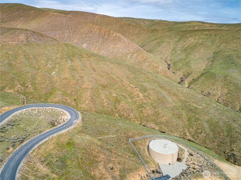 Photo of 0 Knowles Road, Wenatchee, WA 98801 (MLS # 2455634)