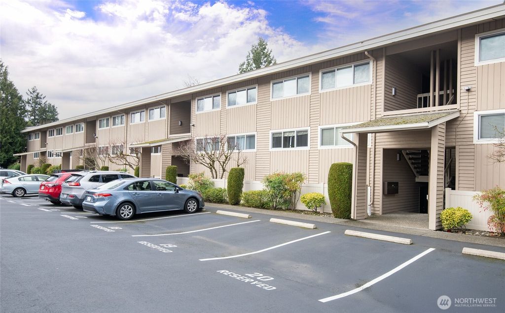 Photo of 725 9th Avenue S #205, Kirkland, WA 98033 (MLS # 2346886)