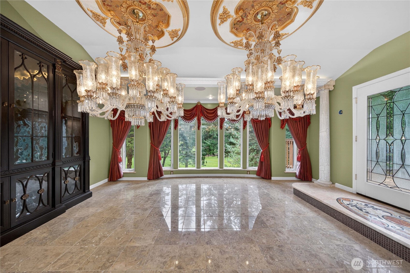 3909 Northshore Boulevard NE