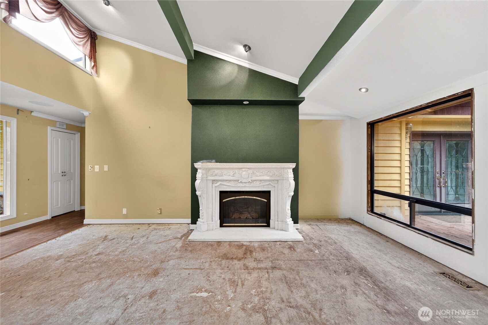 3909 Northshore Boulevard NE