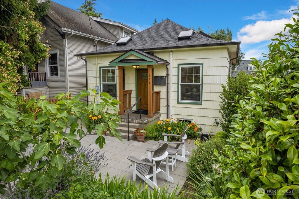 Photo of 326 N 79th Street, Seattle, WA 98103 (MLS # 2402592)