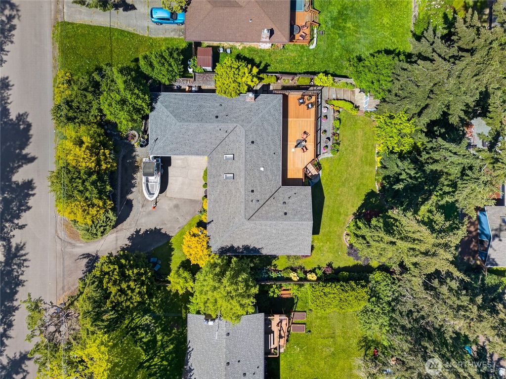 Photo of 2452 Hemenway Place, Oak Harbor, WA 98277 (MLS # 2526152)