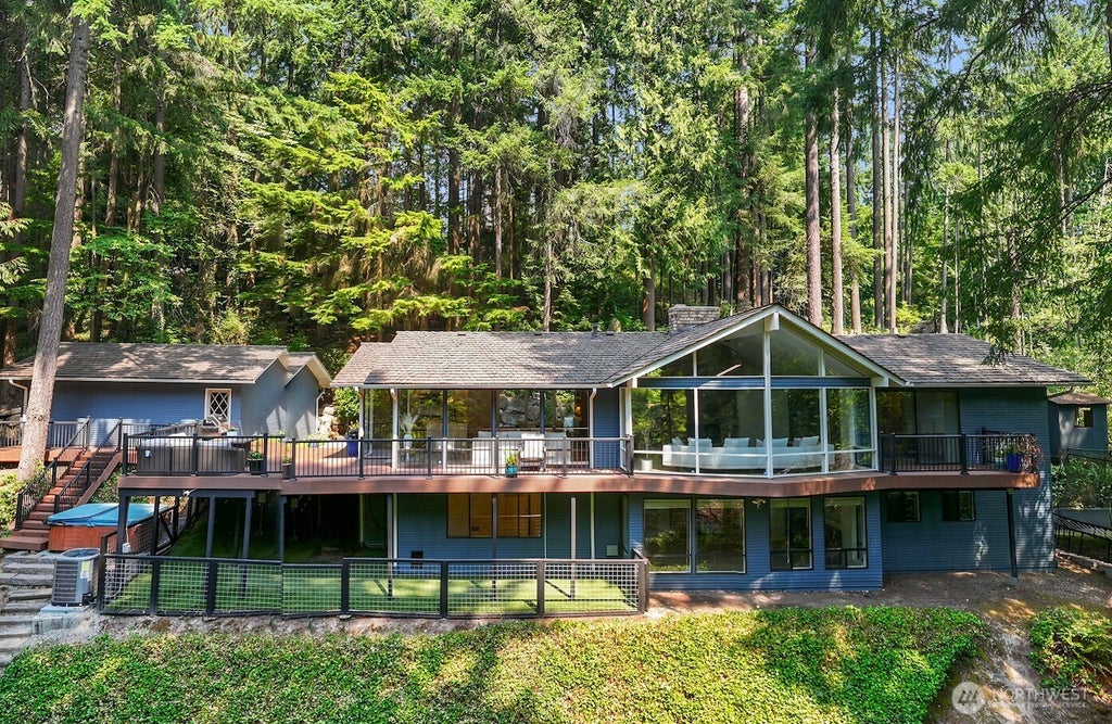 Photo of 3718 130th Avenue NE, Bellevue, WA 98005 (MLS # 2568880)