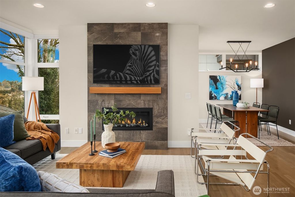 Photo of 616 25th Avenue E, Seattle, WA 98112 (MLS # 2476477)