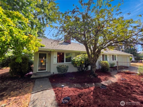 Photo of 18806 4th AVE S, Burien, WA 98148 (MLS # 2554425)