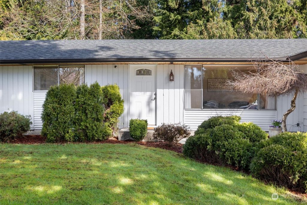 Photo of 13206 208th Drive SE, Monroe, WA 98272 (MLS # 2048268)