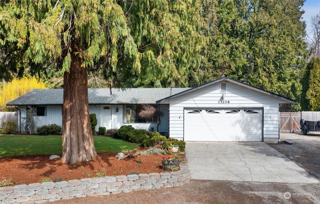 Photo of 13206 208th Drive SE, Monroe, WA 98272 (MLS # 2048268)