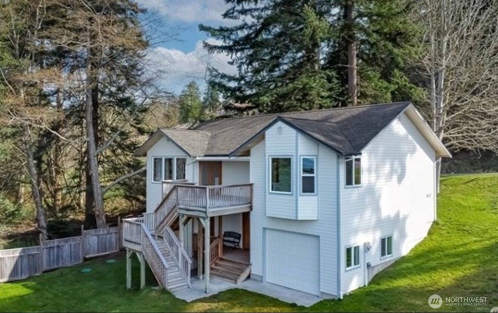 Photo of 4195 Windy Cove Lane, Clinton, WA 98236 (MLS # 2507386)