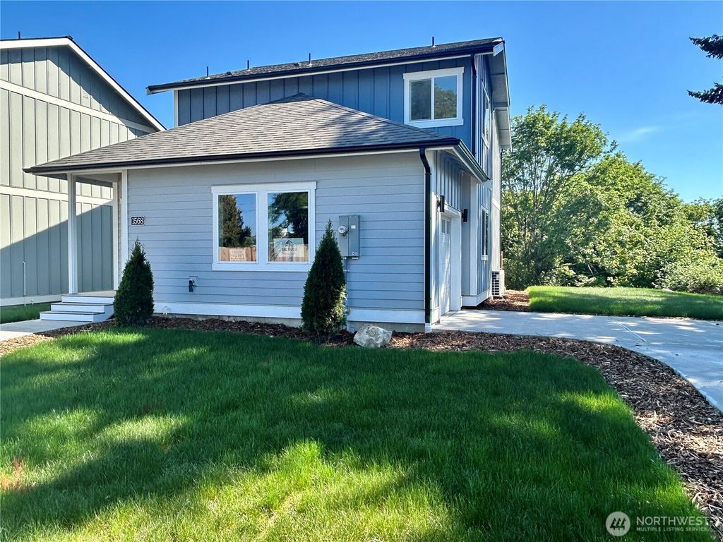 Photo of 1568 S 28th Street, Tacoma, WA 98409 (MLS # 2518992)