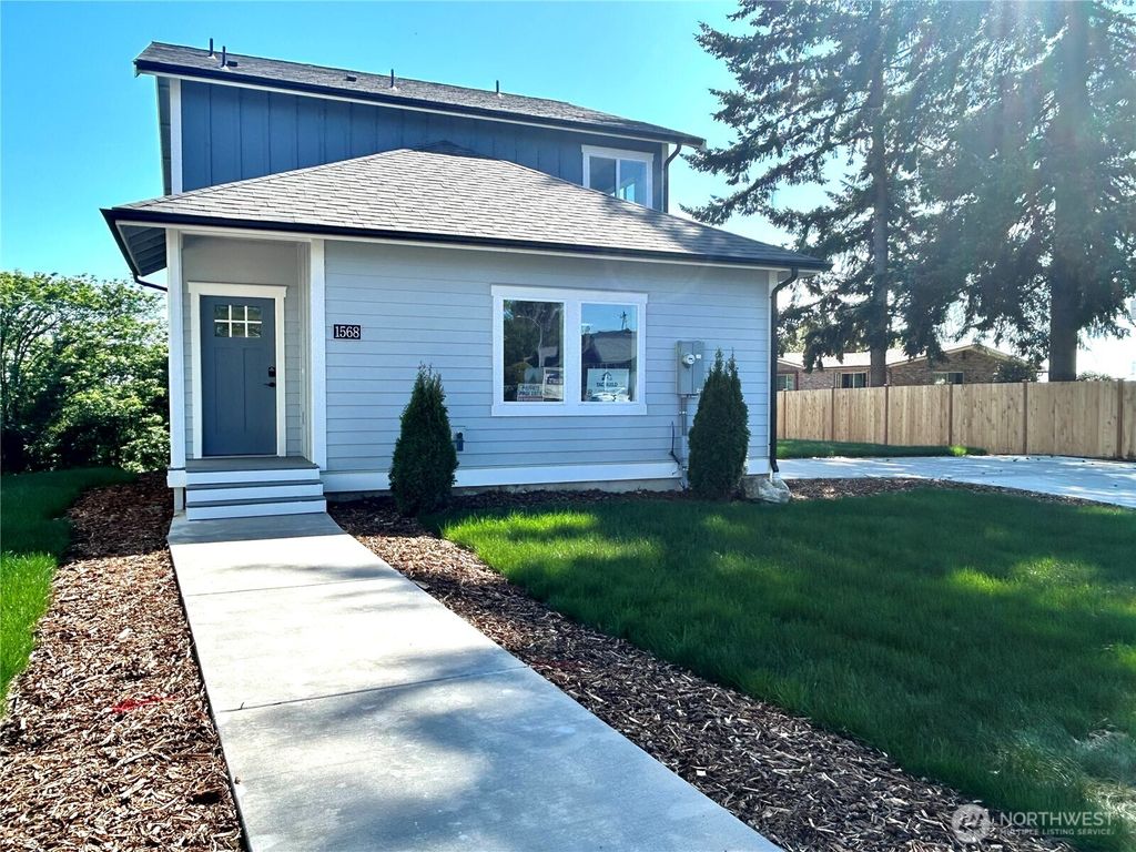 Photo of 1568 S 28th Street, Tacoma, WA 98409 (MLS # 2518992)
