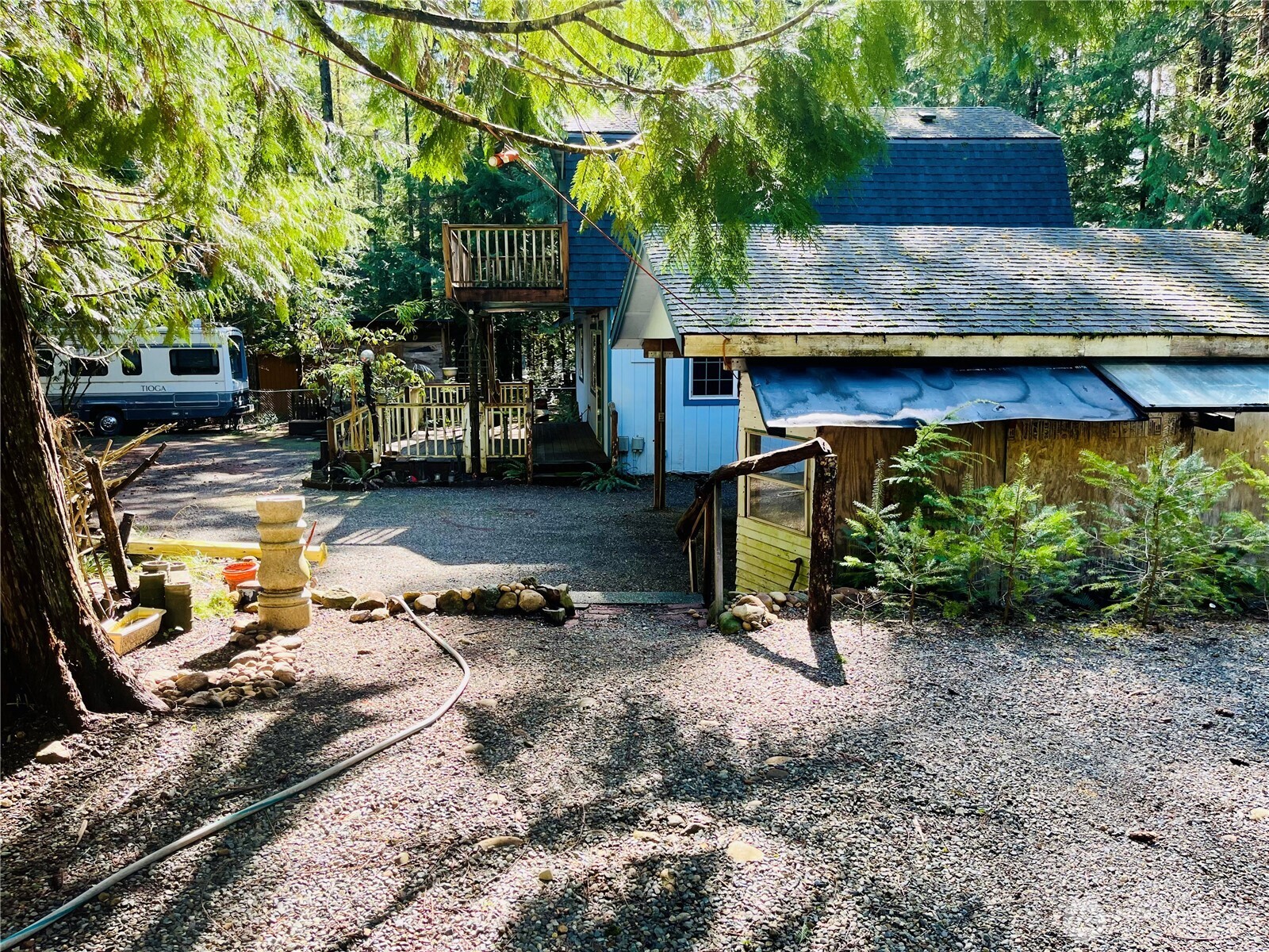 351 N Mount Jupiter Drive