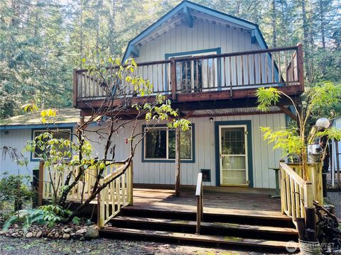 Photo of 351 N Mount Jupiter Drive, Hoodsport, WA 98548 (MLS # 2432192)