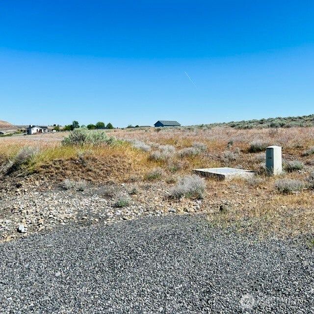 5355 NE McConihe Rd
