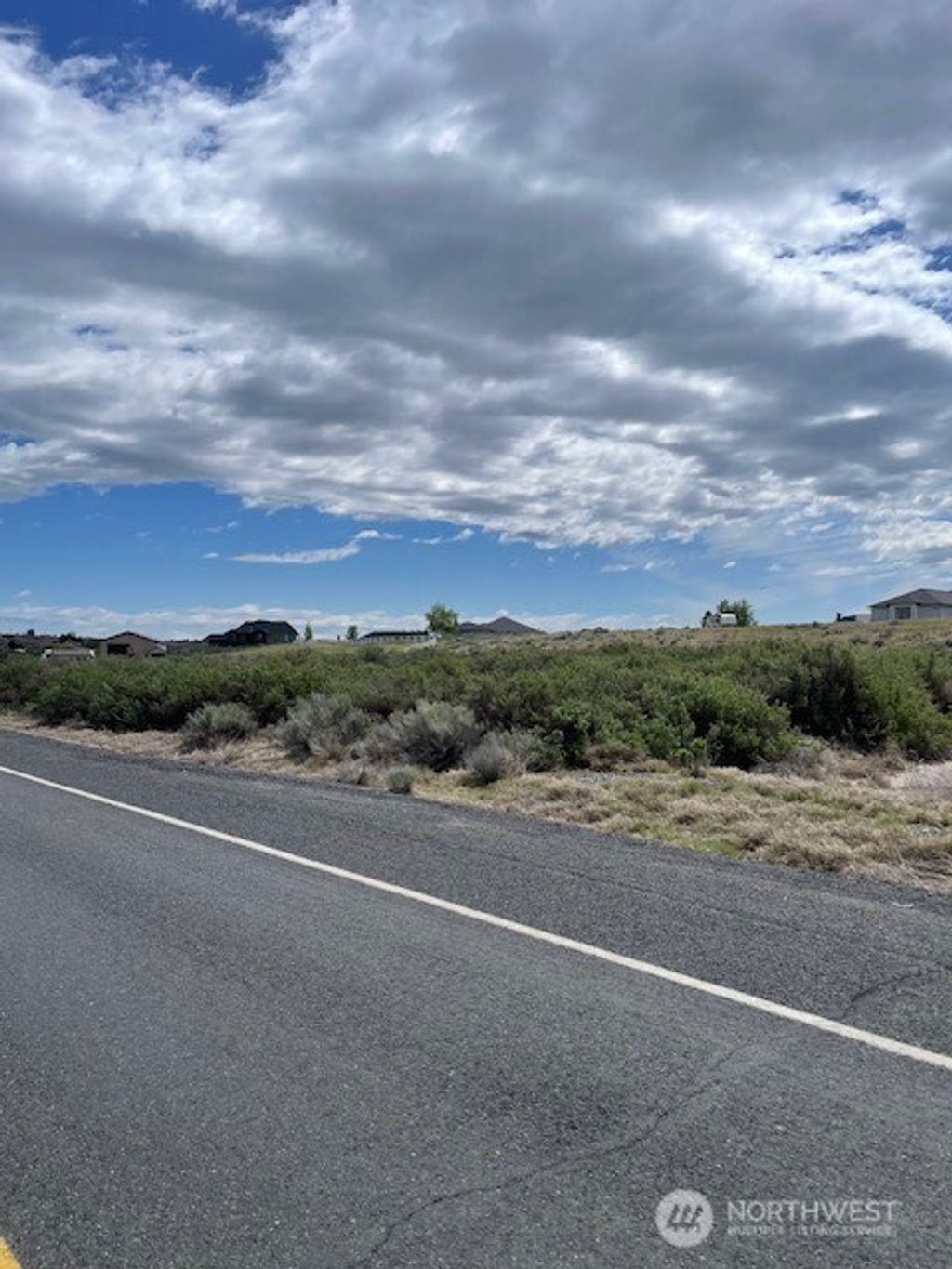 Photo of 5355 NE McConihe Rd Rd, Moses Lake, WA 98837 (MLS # 2511425)