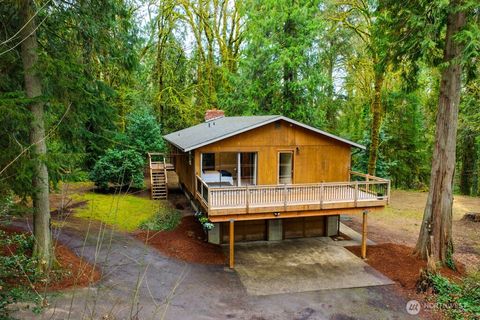 Photo of 3500 NW 18th Street, Bremerton, WA 98312 (MLS # 2496620)