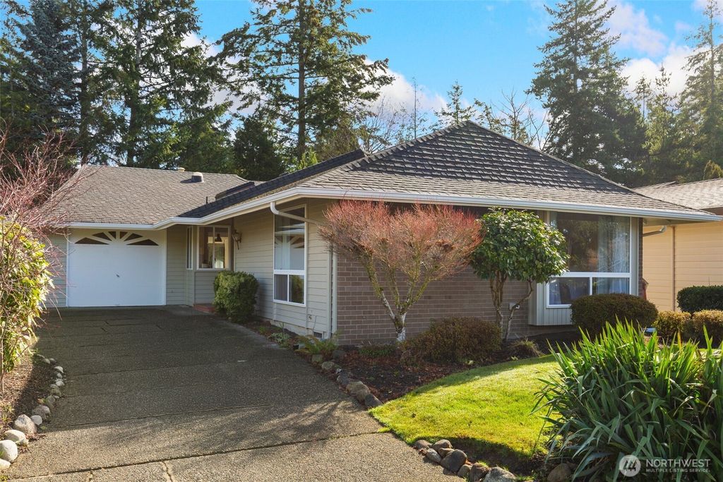 Photo of 24730 11th Avenue S, Des Moines, WA 98198 (MLS # 2340327)