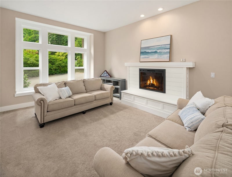 10516 36th Street Ct NW