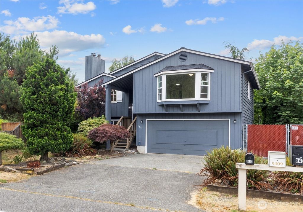 Photo of 9409 60th Drive NE, Marysville, WA 98270 (MLS # 2406443)