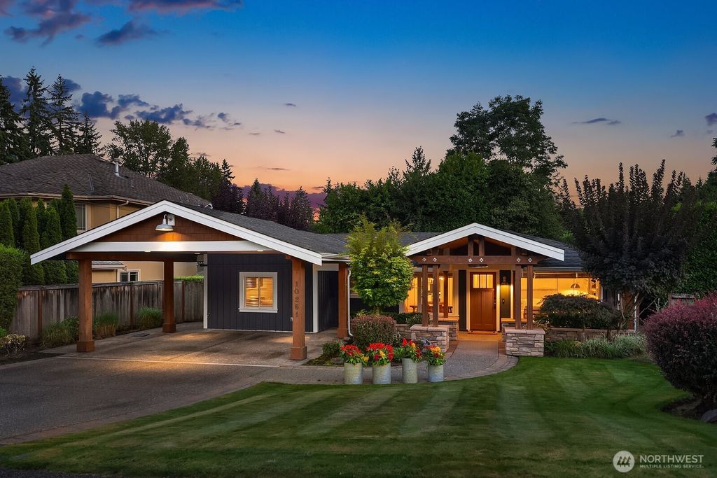 Photo of 10261 NE 21st Place, Bellevue, WA 98004 (MLS # 2429444)