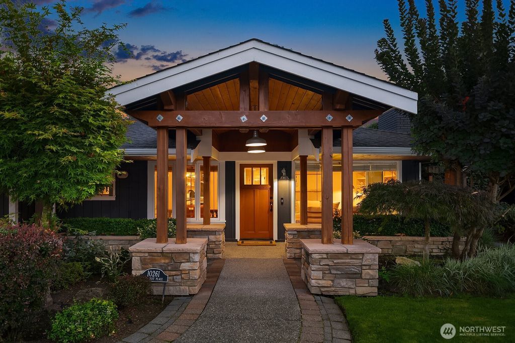 Photo of 10261 NE 21st Place, Bellevue, WA 98004 (MLS # 2429444)