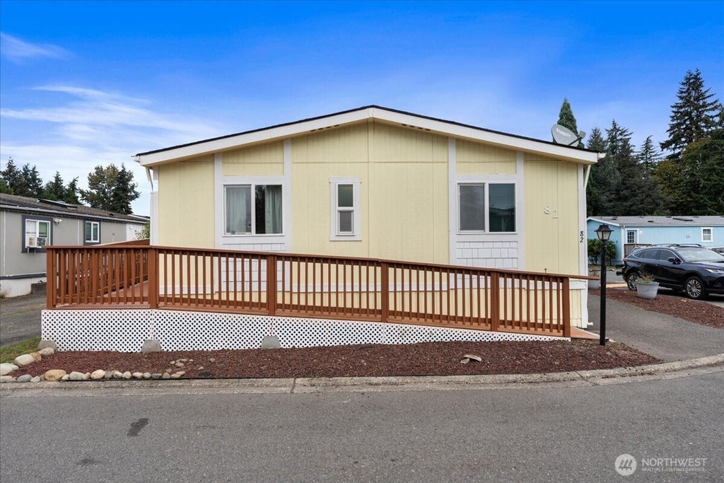 Photo of 602 29th Street SE #82, Auburn, WA 98002 (MLS # 2592465)
