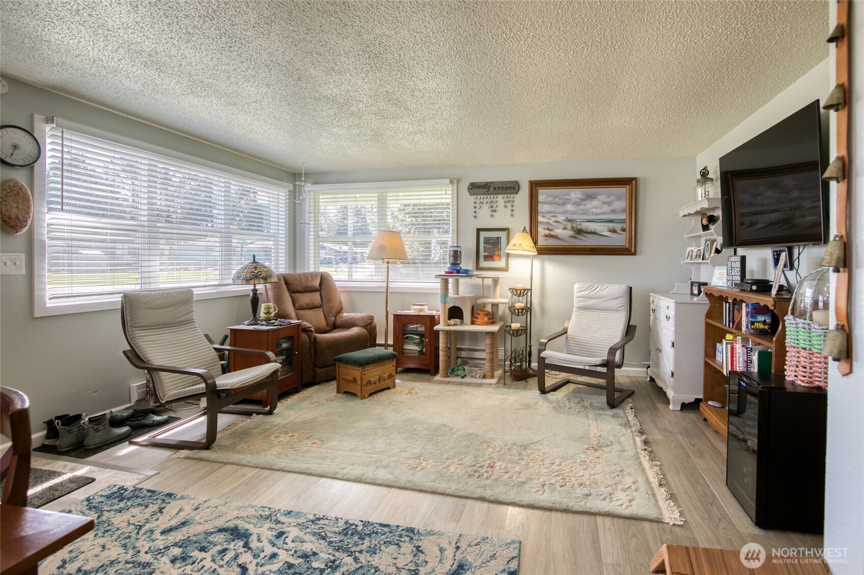 241 S Hoquiam Street