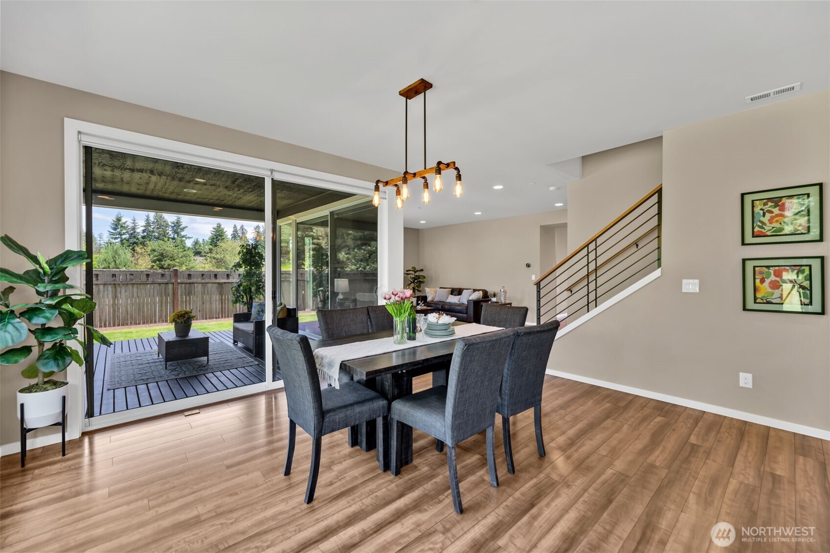 Kent, Washington 98030, United States, 4 Bedrooms Bedrooms, ,3 BathroomsBathrooms,Residential,Active,153636