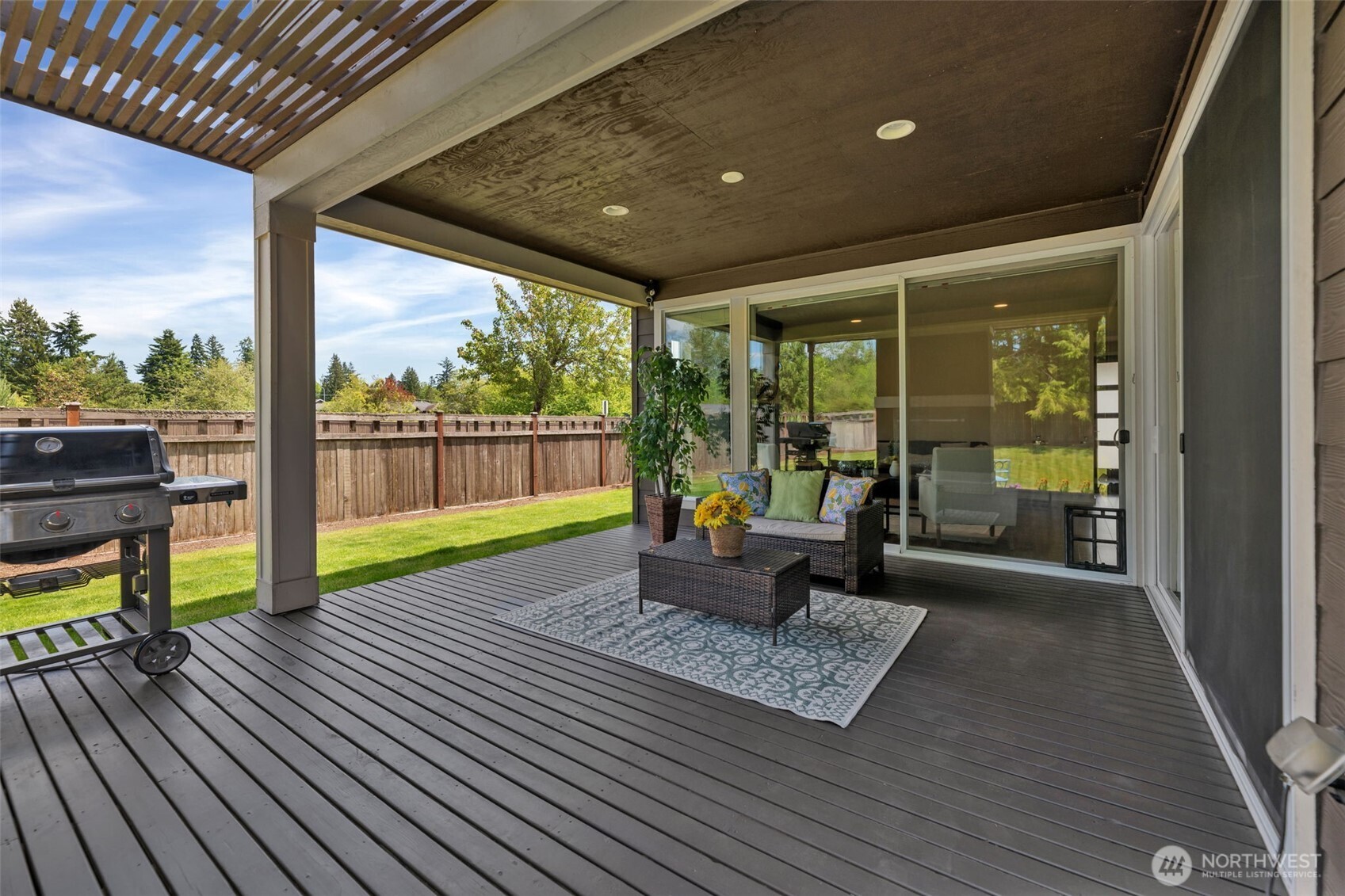 Kent, Washington 98030, United States, 4 Bedrooms Bedrooms, ,3 BathroomsBathrooms,Residential,Active,153636