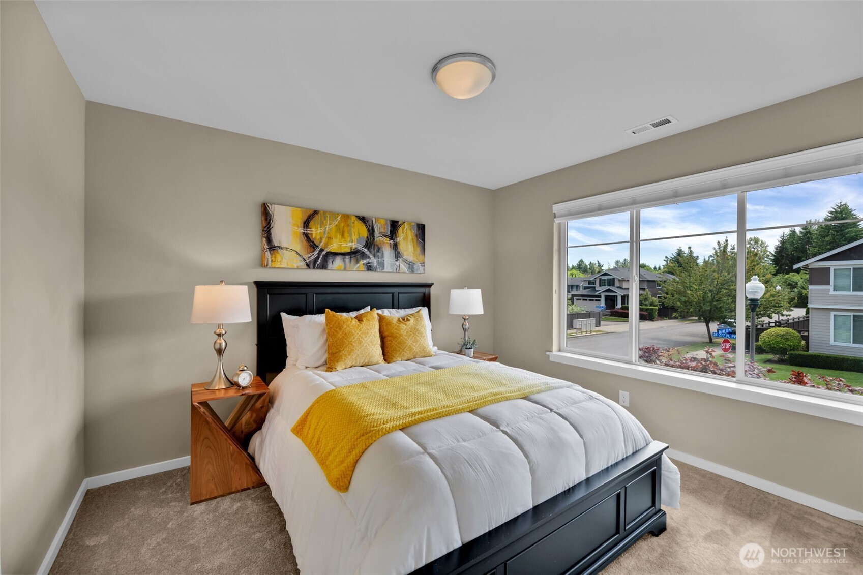 Kent, Washington 98030, United States, 4 Bedrooms Bedrooms, ,3 BathroomsBathrooms,Residential,Active,153636