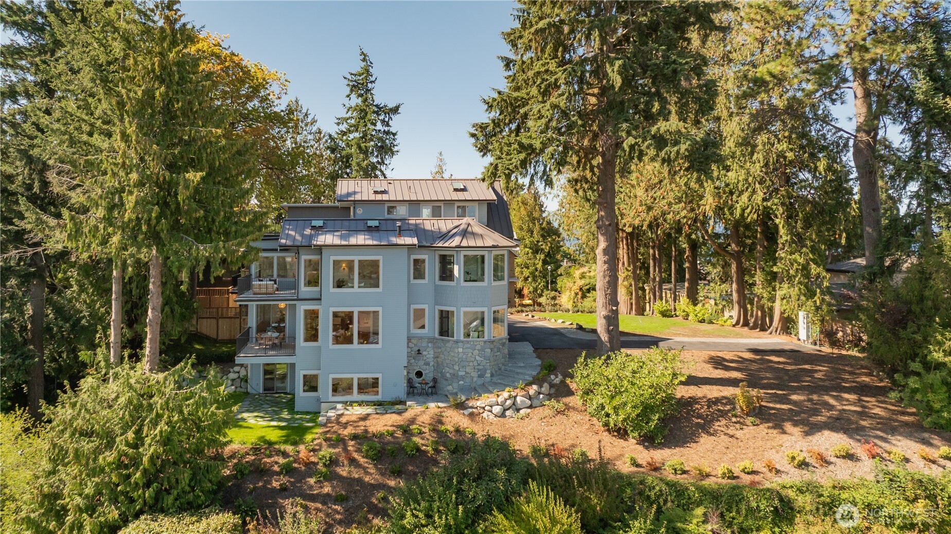 3947 W Barrett Lane