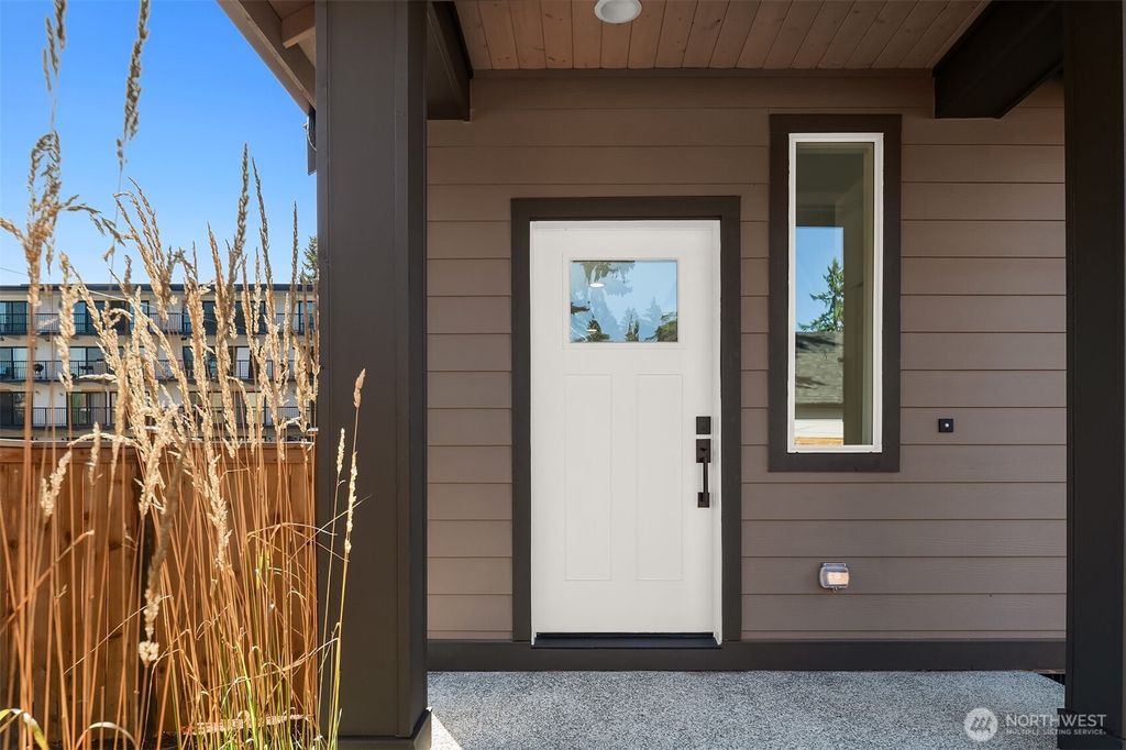Photo of 12332 13th Place SW #2A, Burien, WA 98146 (MLS # 2438179)