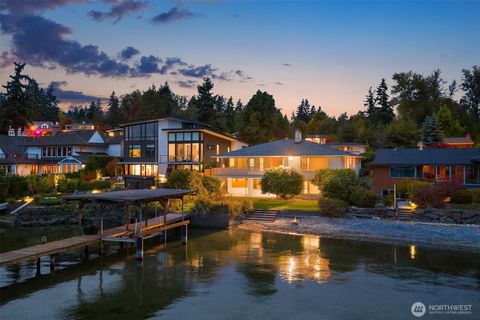 16526 Shore Drive NE Lake Forest Park WA 98155