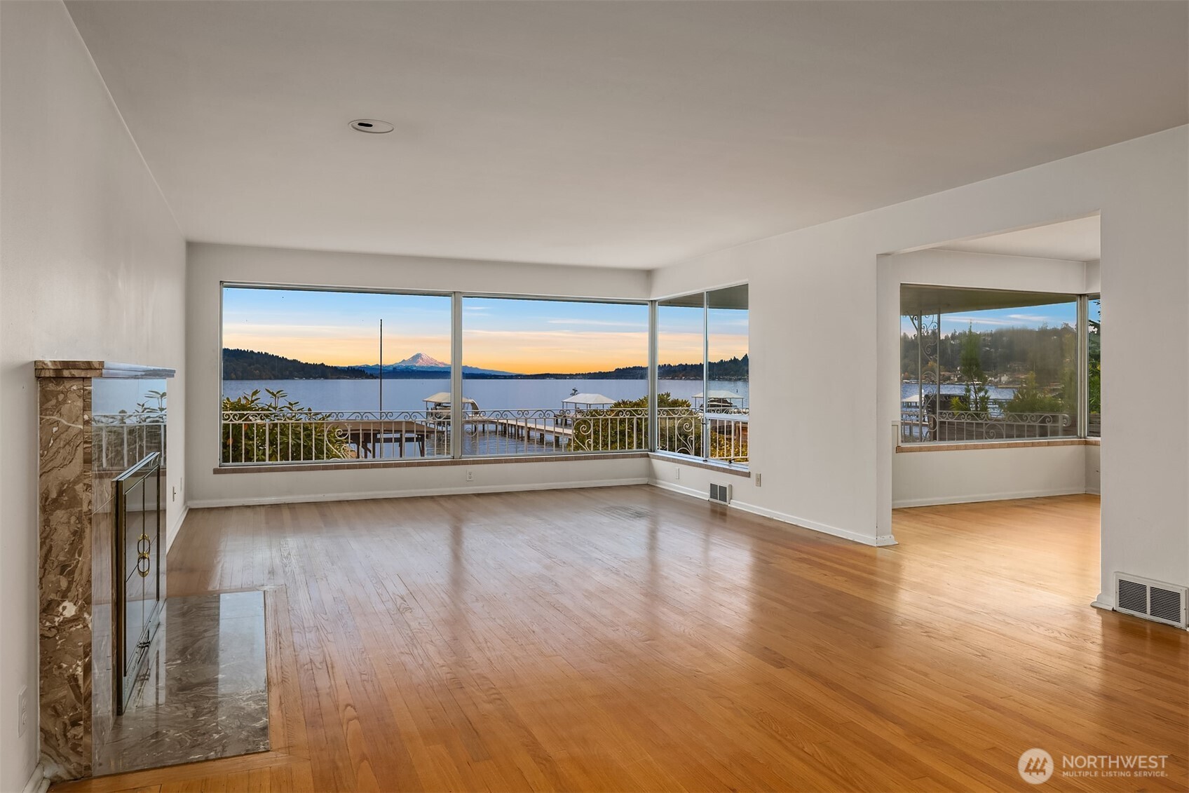 16526 Shore Drive NE