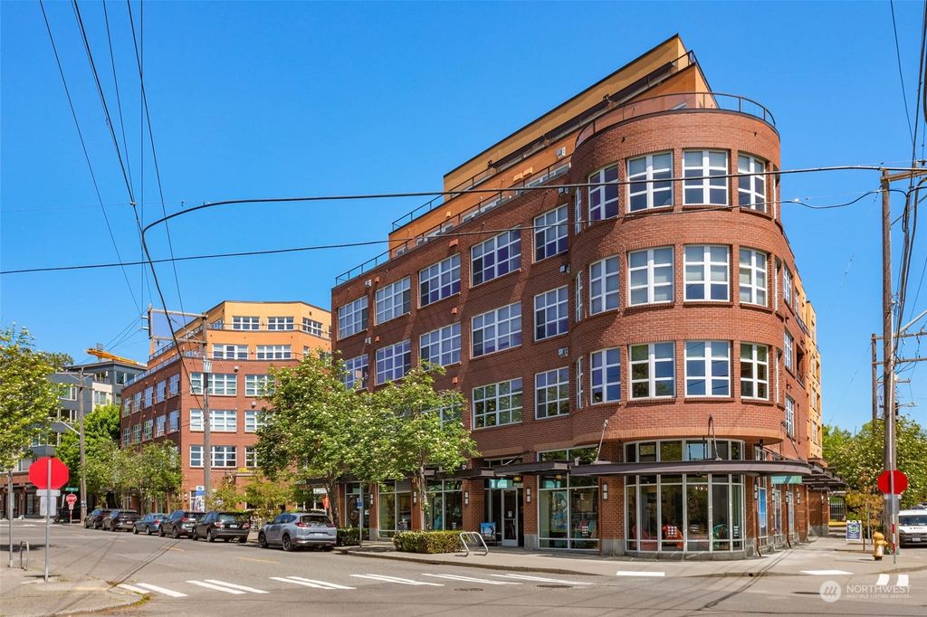 Photo of 410 NE 70th Street #301, Seattle, WA 98115 (MLS # 2055581)