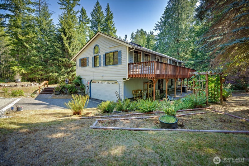 500 Mallard Lane NW