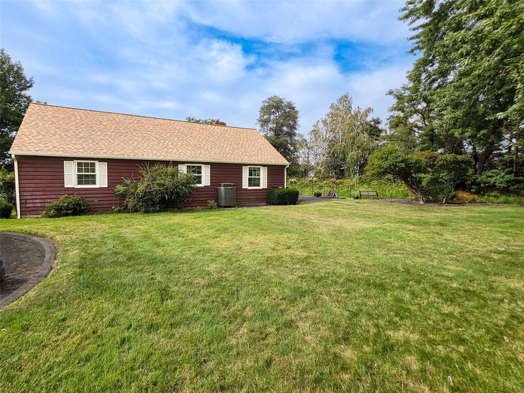 Photo of 24 Shields Avenue, Milton-Freewater, OR 97862 (MLS # 2571677)
