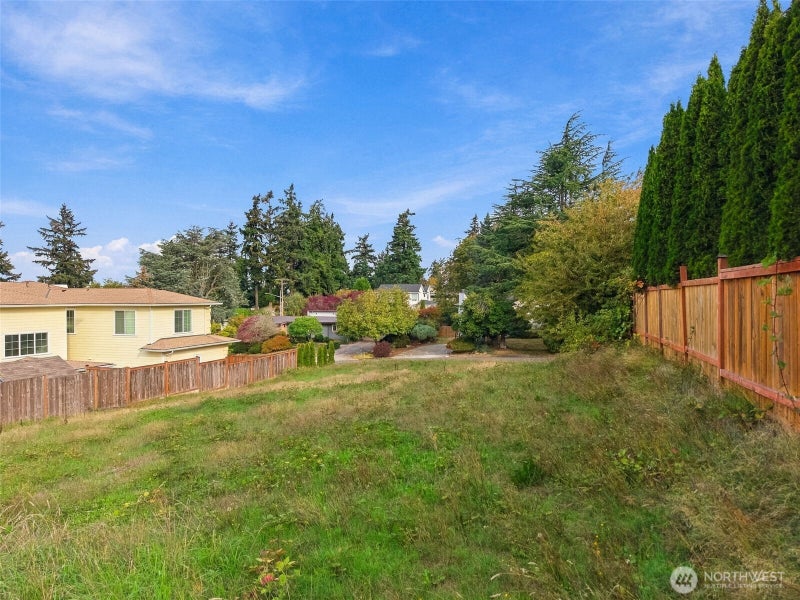 12013 SE 42nd Court
