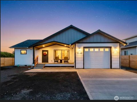 1046 Ocean Shores Boulevard Ocean Shores WA 98569
