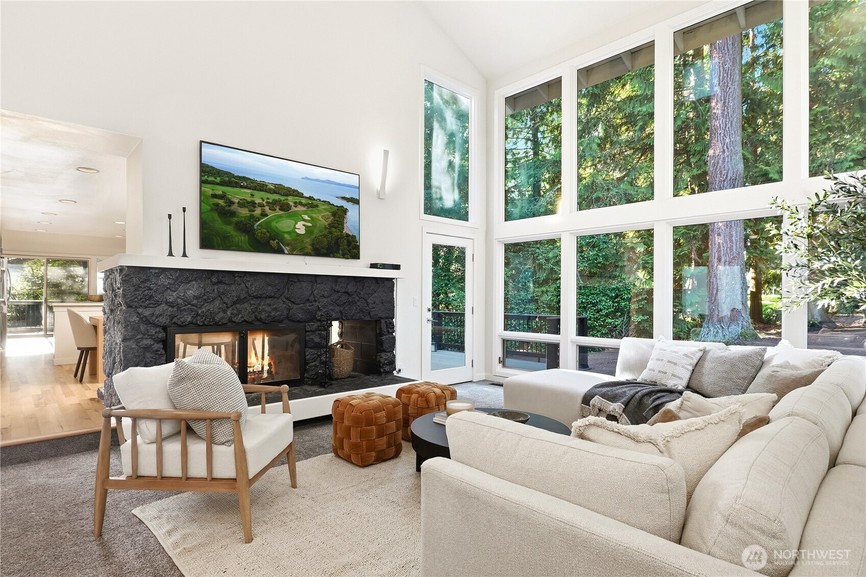 2057 213th Avenue NE