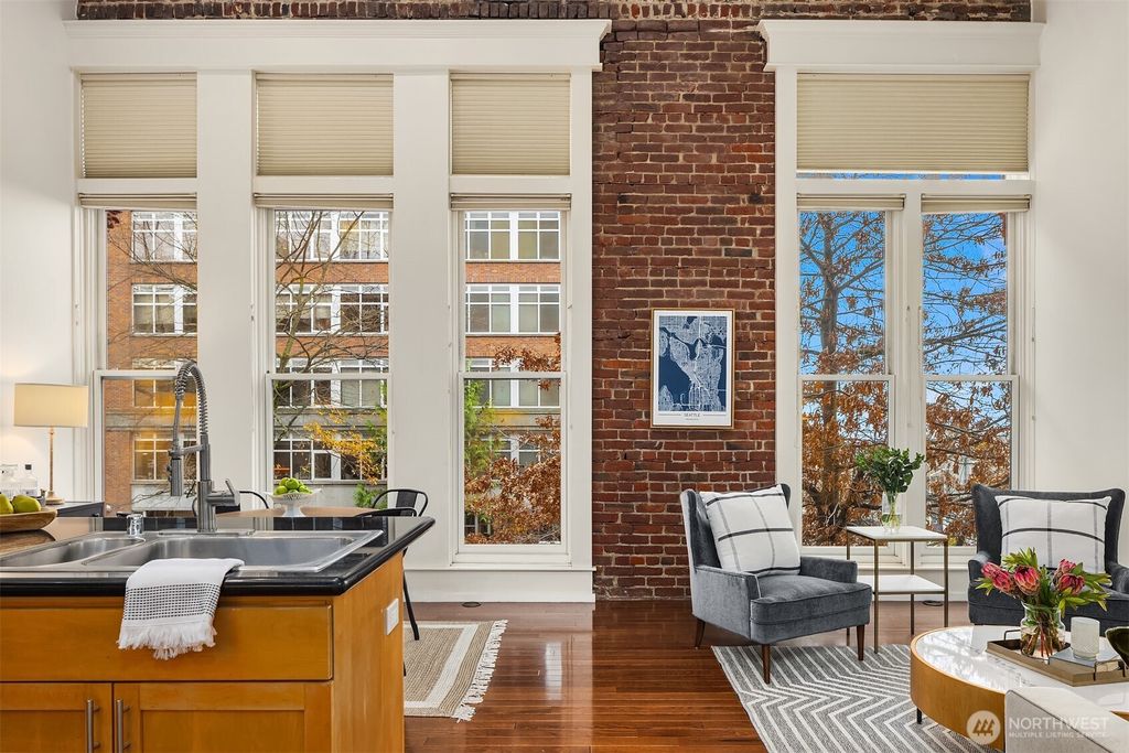 Photo of 2324 1st Avenue #202, Seattle, WA 98121 (MLS # 2314353)