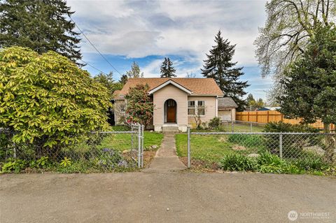 Photo of 1912 Boundary Street, Shelton, WA 98584 (MLS # 2491530)