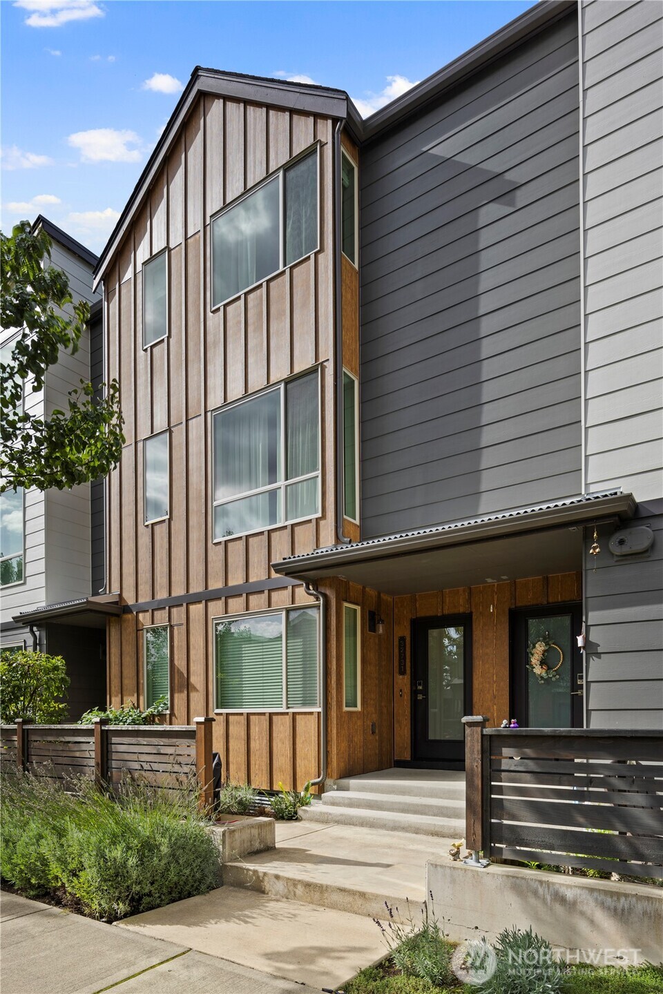 32731 Madrona Avenue SE