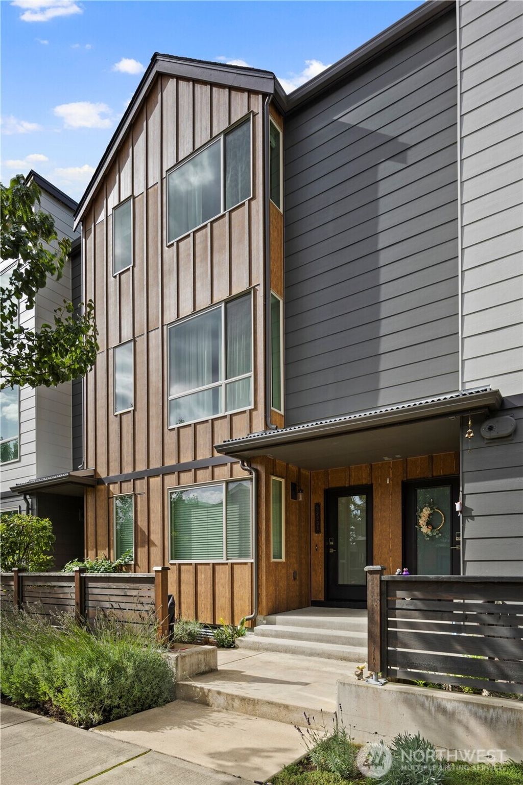 Photo of 32731 Madrona Avenue SE, Black Diamond, WA 98010 (MLS # 2463728)